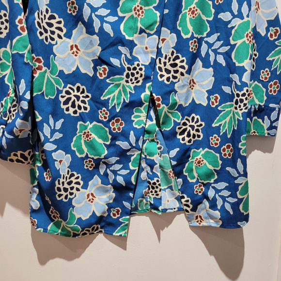 Banana Republic Split Back Blouse - Picture 9 of 10